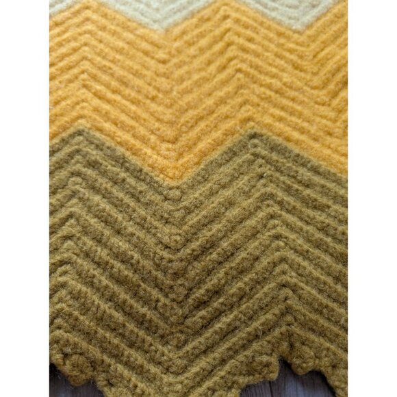 Handmade Chevron Wool Knit Blanket In Yellow & Green Tones - Picture 3 of 3